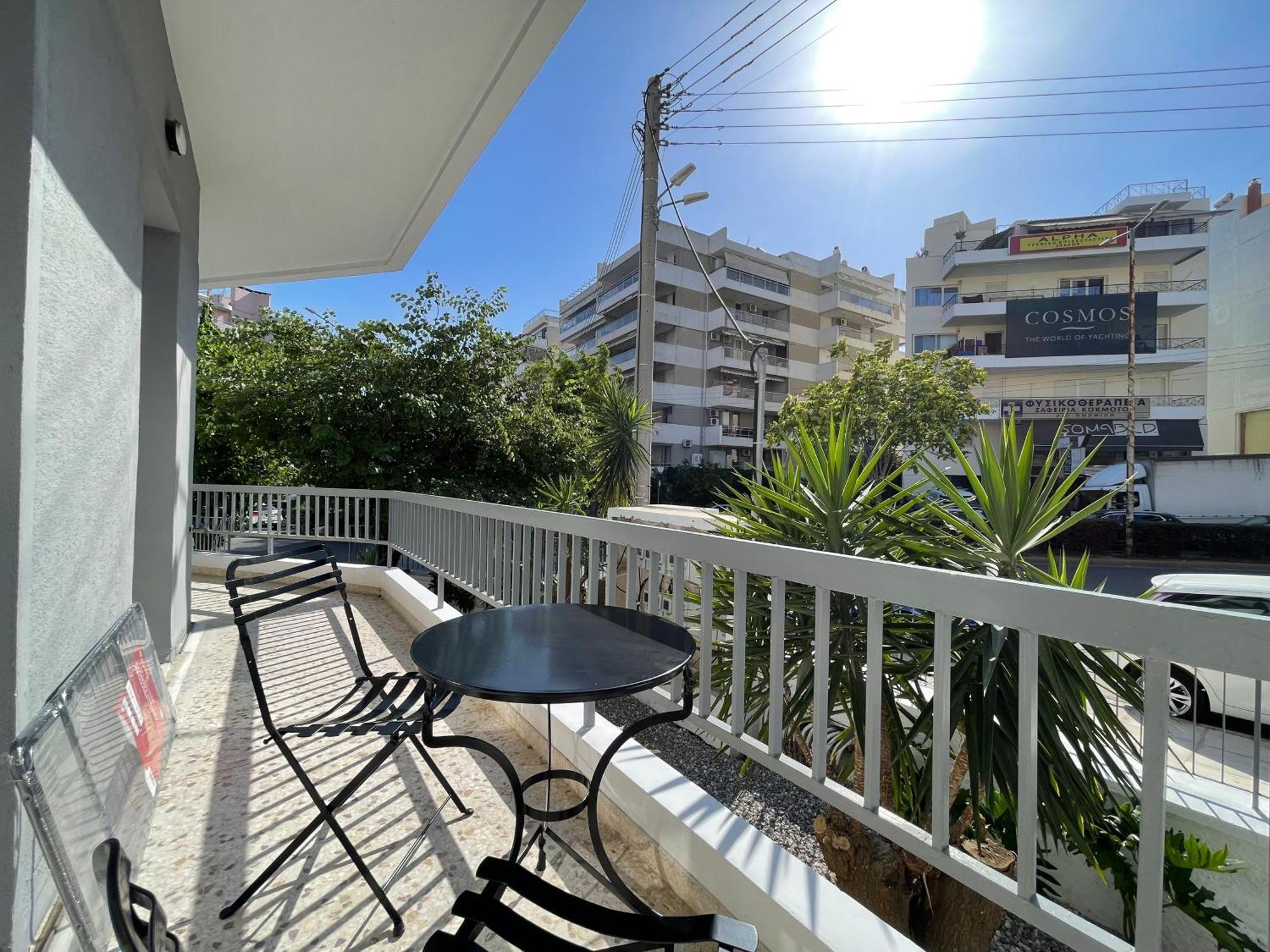 Athenean Bnb Seaside Serenity Steps From The Riviera 外观 照片
