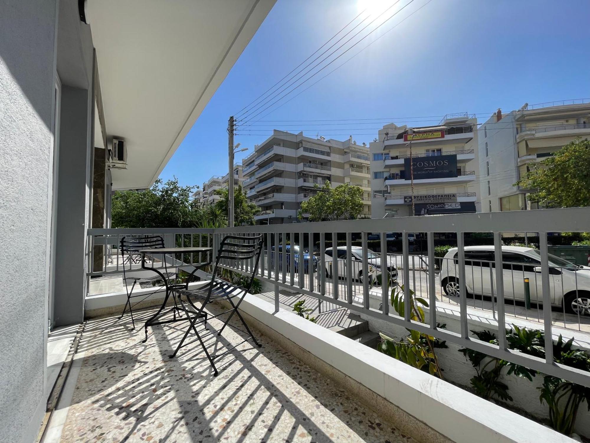 Athenean Bnb Seaside Serenity Steps From The Riviera 外观 照片