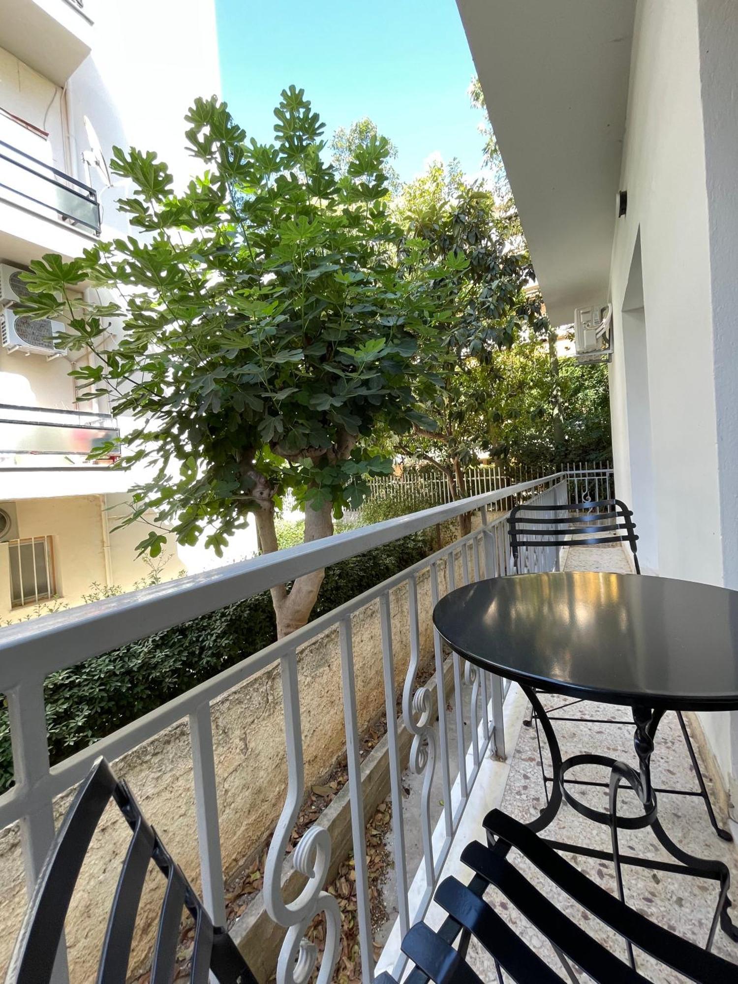Athenean Bnb Seaside Serenity Steps From The Riviera 外观 照片