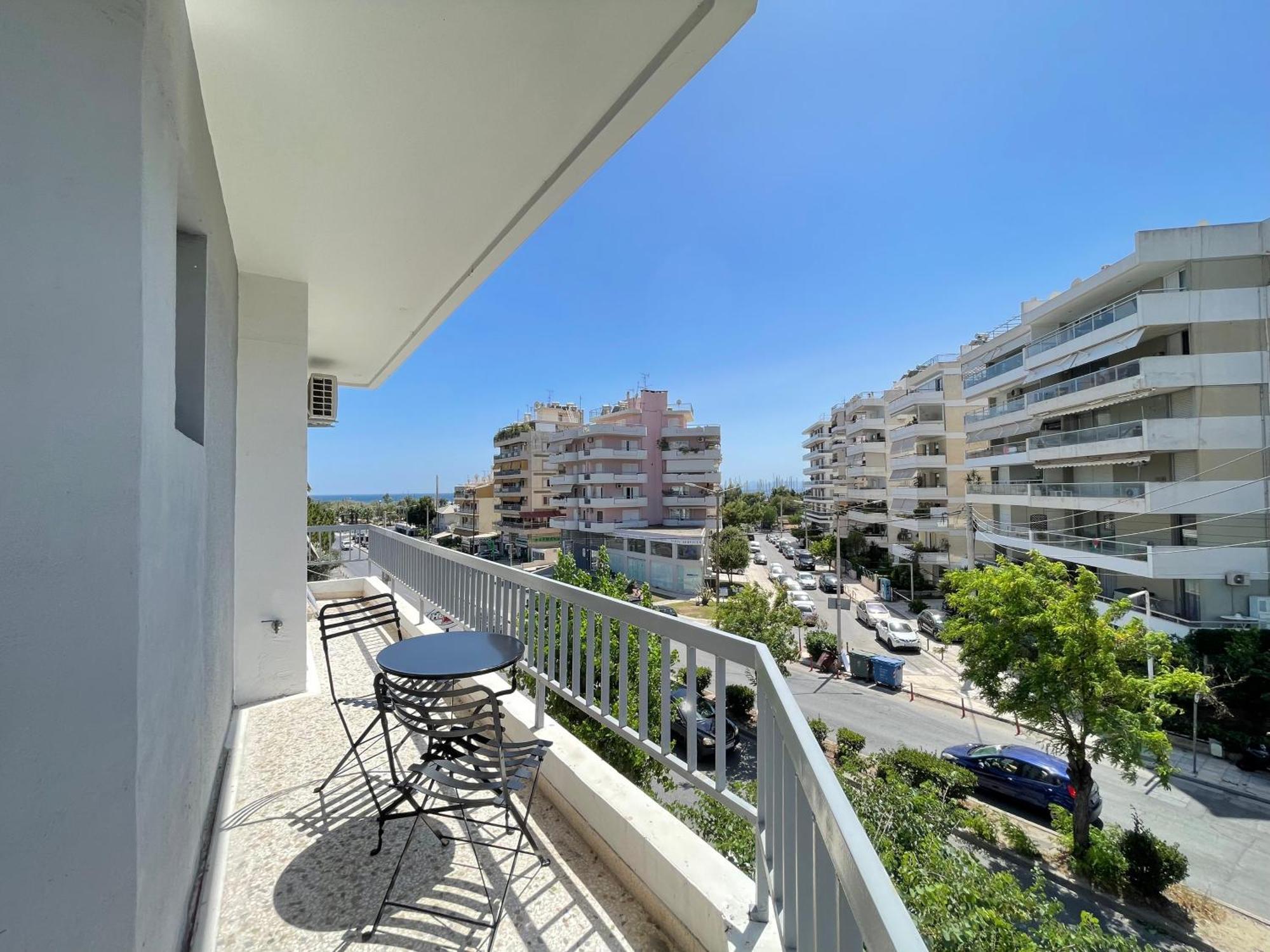 Athenean Bnb Seaside Serenity Steps From The Riviera 外观 照片